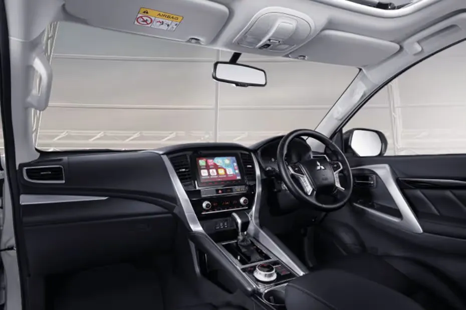 Dashboard Pajero